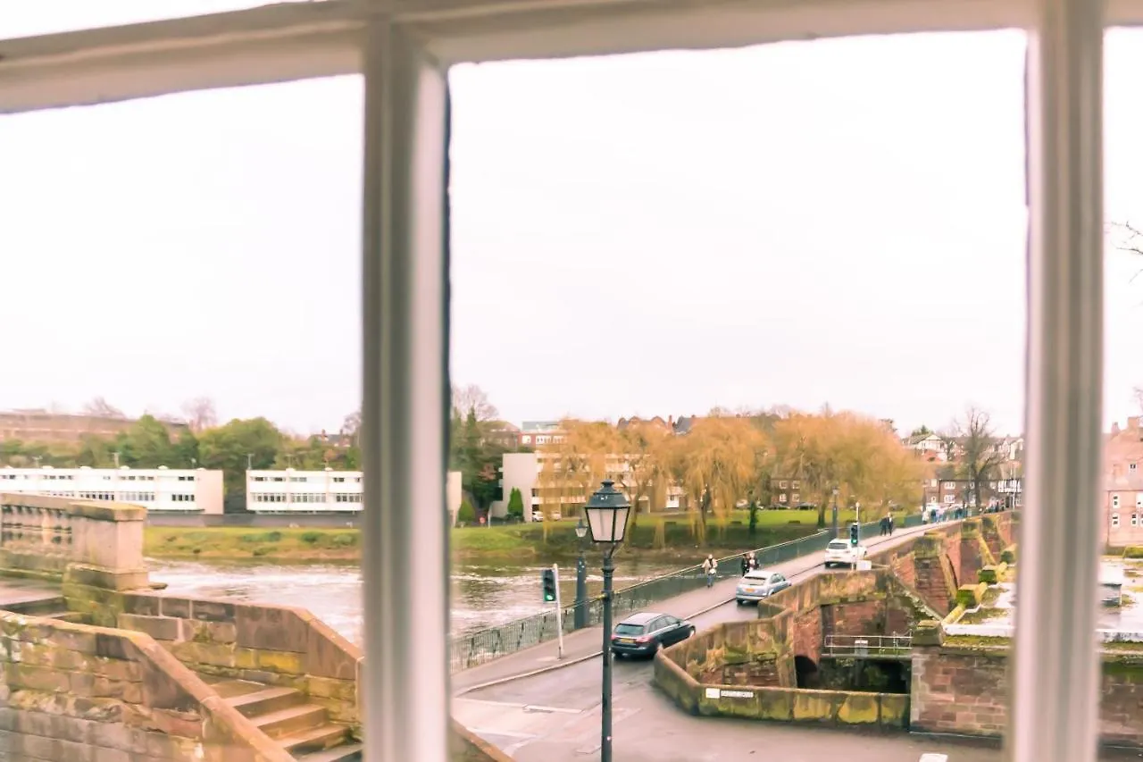 Domus House Studio Apartments In Chester City Centre With Free Parking By Rework Accommodation 0*,  United Kingdom